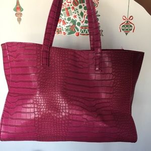 Pink tote bag